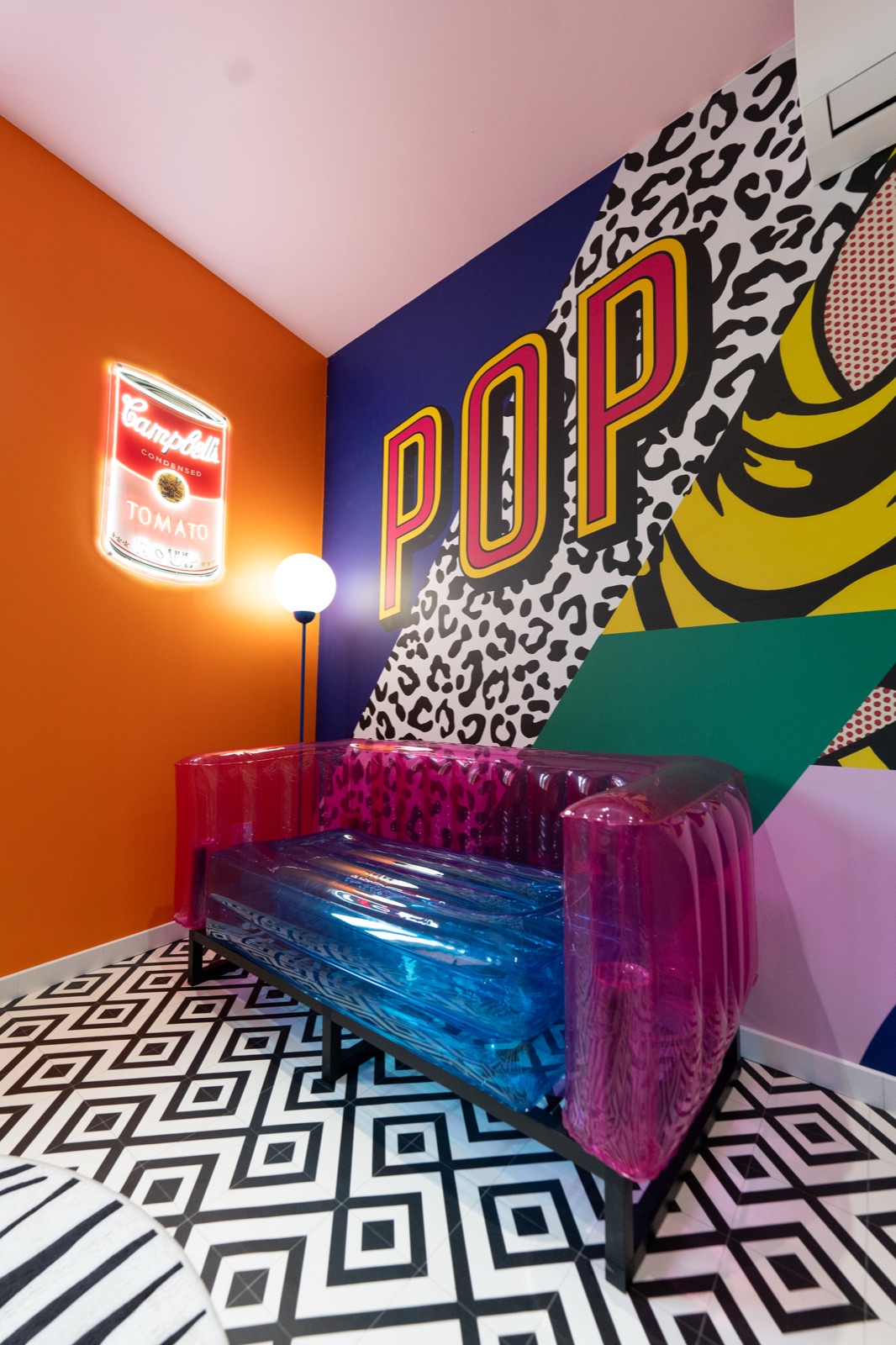 Popart, décor instagrammable à Carcassonne, France — photo 1