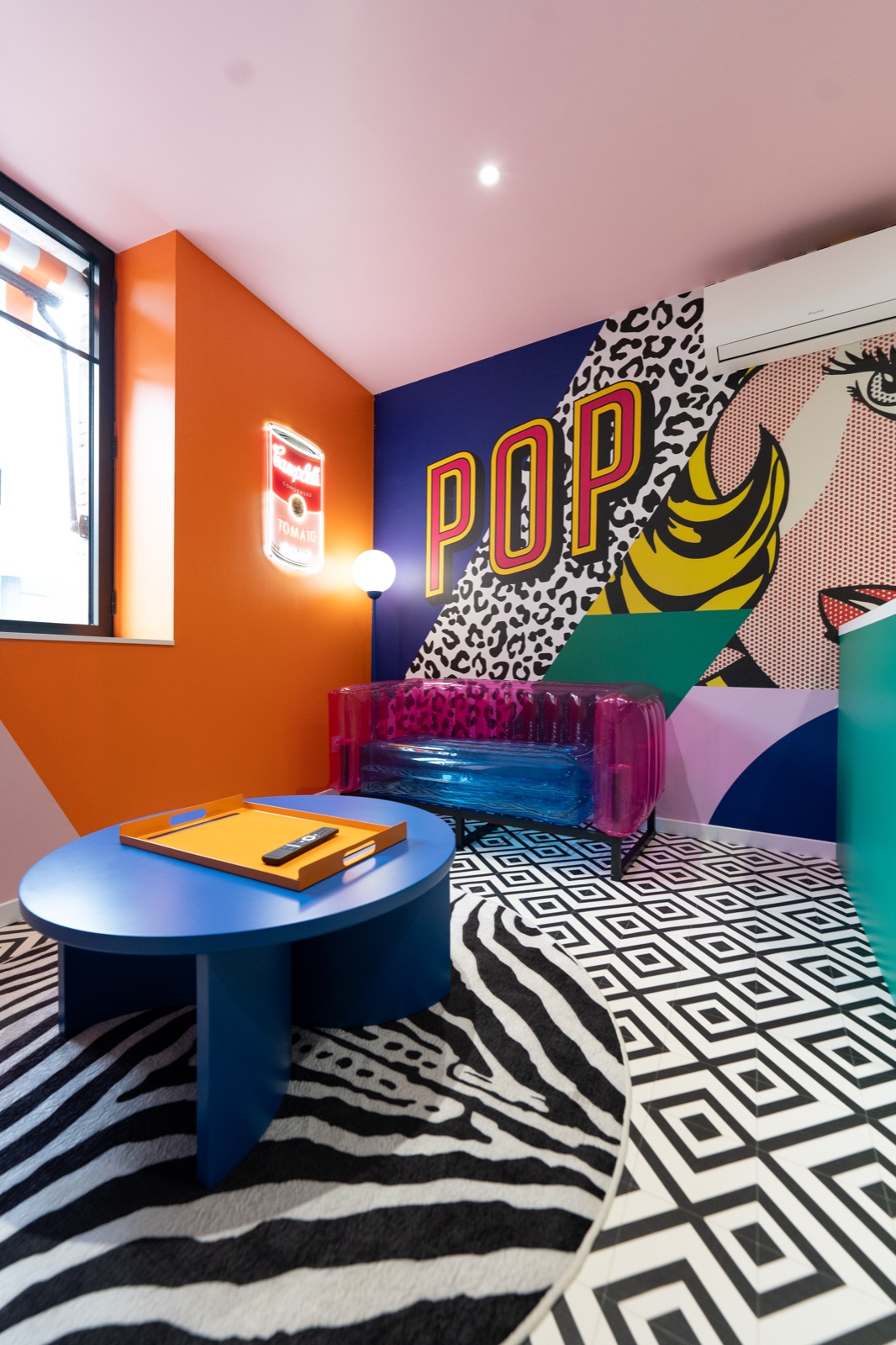 Popart, décor instagrammable à Carcassonne, France — photo 2