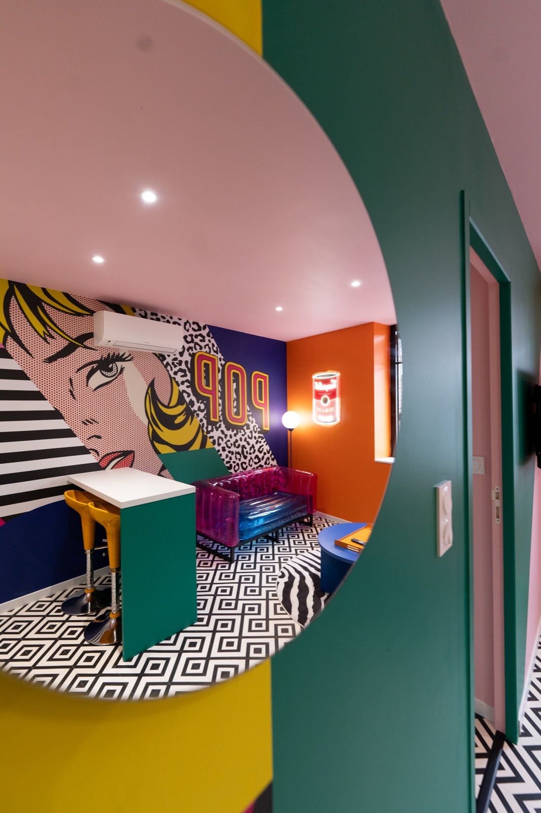 Popart, décor instagrammable à Carcassonne, France — photo 4