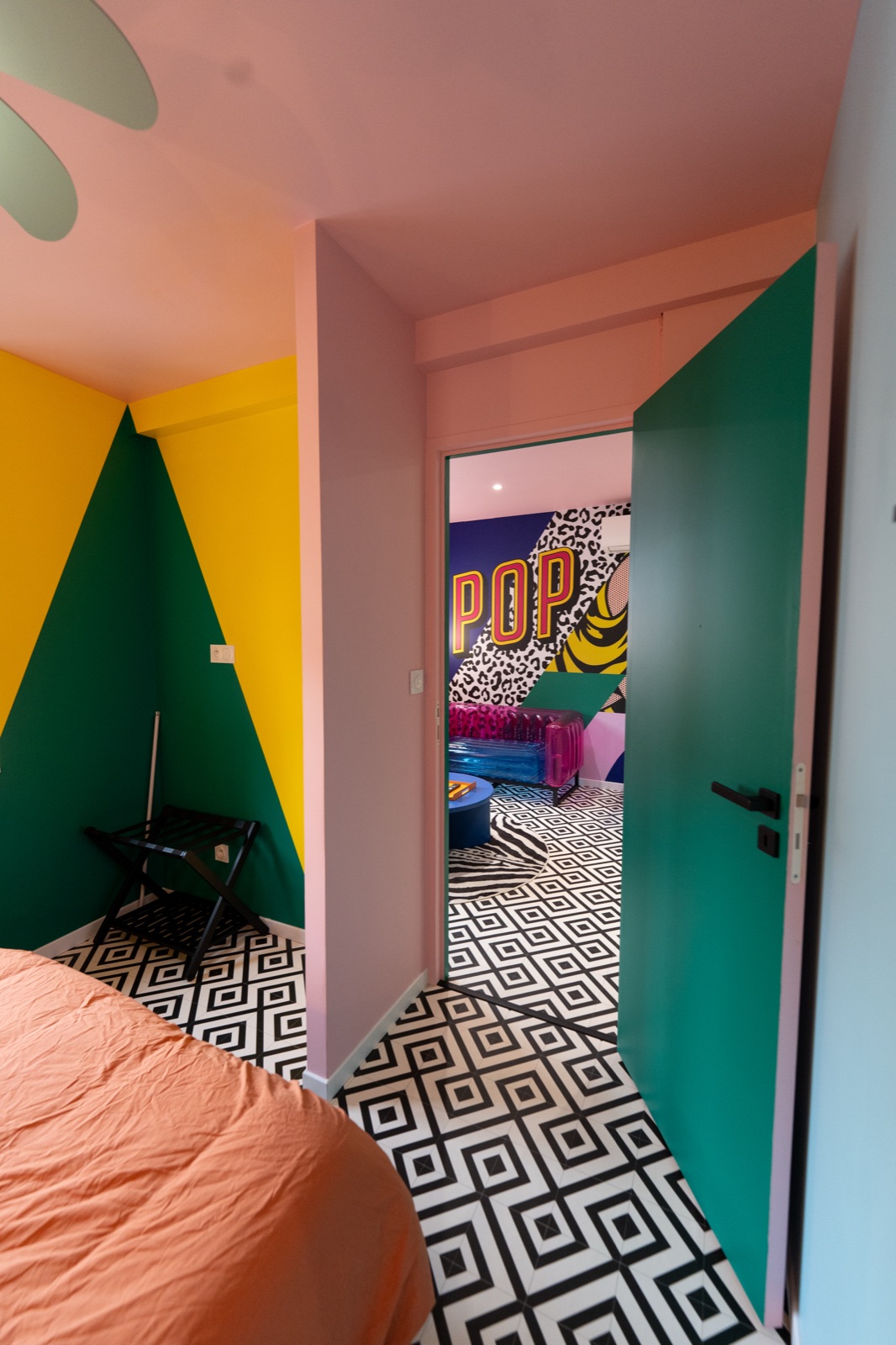 Popart, décor instagrammable à Carcassonne, France — photo 8